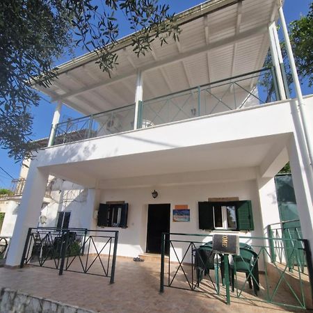 Villa Korakádes מראה חיצוני תמונה